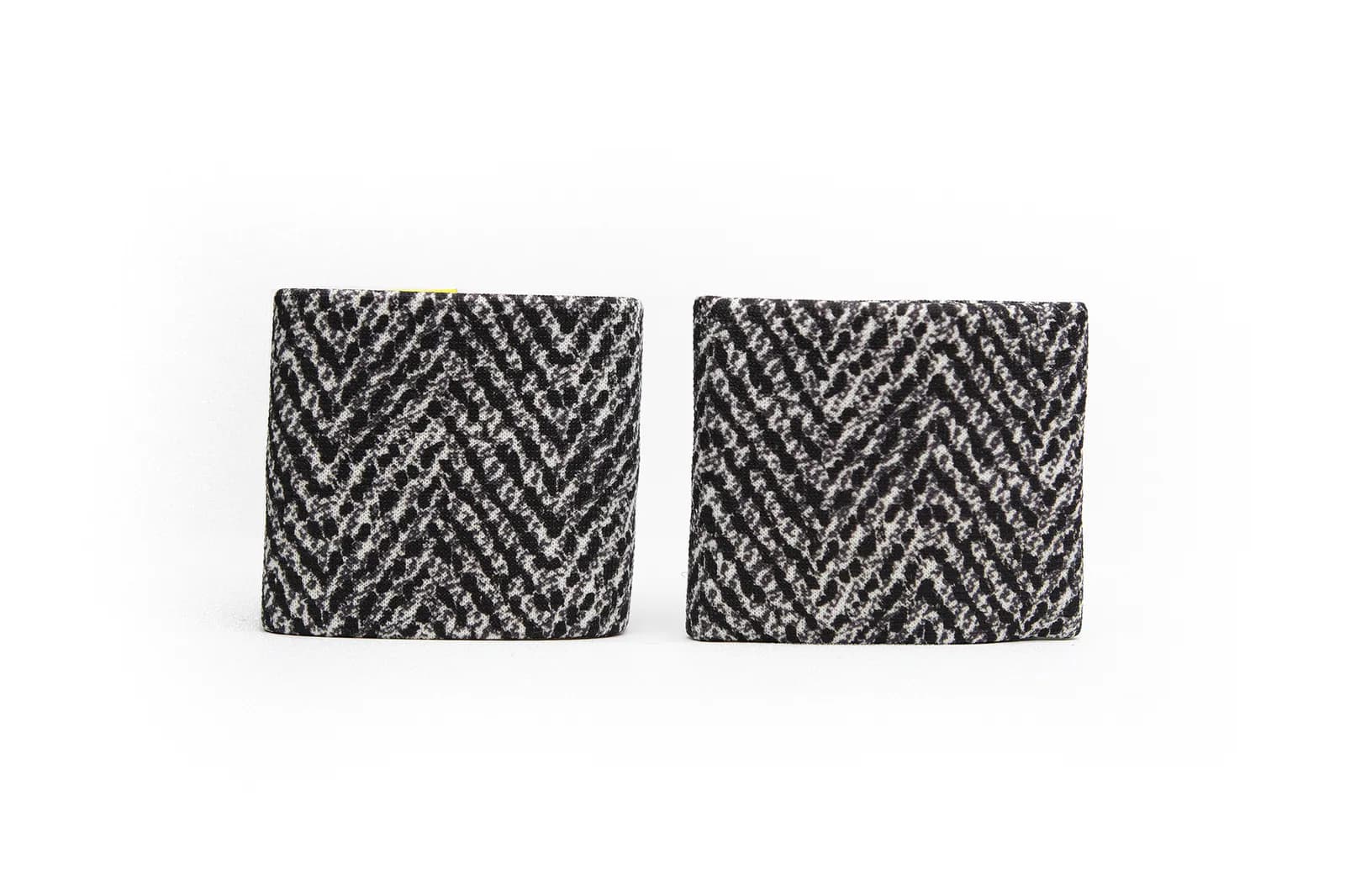 Tweed β image 3